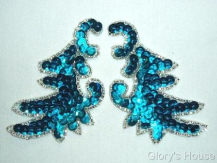 K8256   Turquoise Mini Claw Pair Sequin Beaded Appliques 3.5"