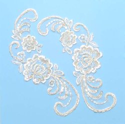 E252 Ivory Venise Lace Mirror Pair Sequin Appliques 9"