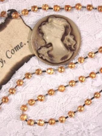 E2534  Topaz Elegant Rhinestone Chain Sewing Trim 1/8"