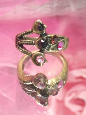 648  Multicolor Antique Gold Vintage Rhinestone Ring sz. 7.75