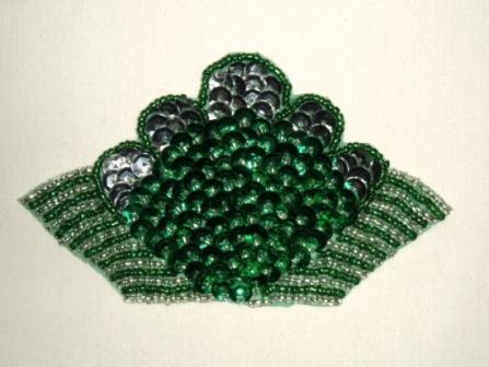 K8618A  Kelly Green & Silver Fan Epaulet Sequin Beaded Applique 4.5"