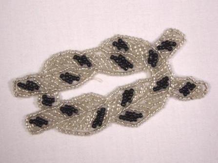 K8625  Black & Silver Knot Beaded  Applique 3"