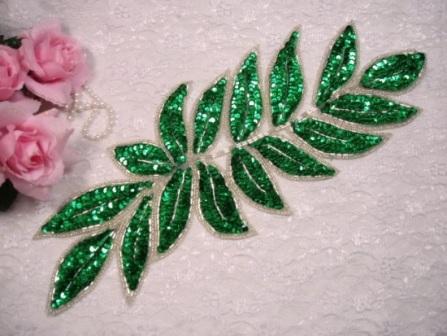 K8741  Kelly Green Leaf Cluster Sequin Beaded Applique 15"