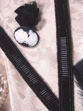 T8757 Black Beaded Trim 5/8"