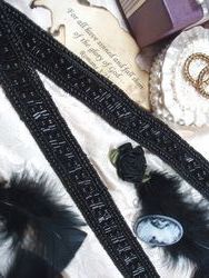 T9034  Black Beaded Trim 1"
