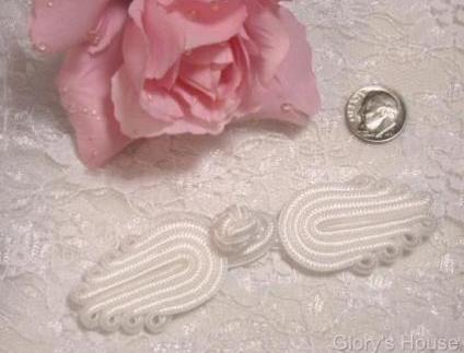 0249  White Elegant Frog Button Closure 4"