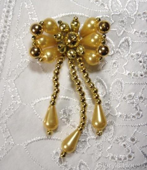 Gold Beaded Bow Sequin Beaded Applique 0120