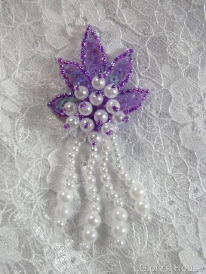 0073 Lavender White Leaf Dangle 3" Sequin Beaded Applique 0073