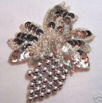 K8260  Silver Grape Cluster Pearl Sequin Beaded Applique 3.5"