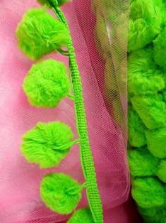C850470  Apple Lime Green Pom Pom Sewing Fringe Trim 1.5"