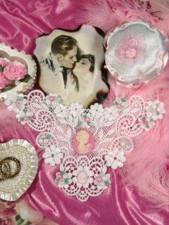 VG14   White Pink Venise Lace  Cameo  Applique 6.75"