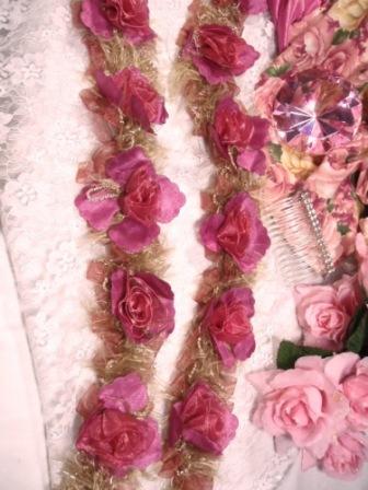 E5665 Pink Rose & Beige Rose Floral Stretchy Sewing Trim