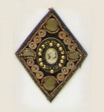 E5958  Antique Brown Gold Cameo Beaded Applique 4.5"