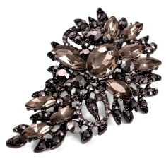 EFA218 Smoke Victorian Leaf Rhinestone Brooch