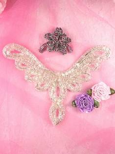 FS354 Silver Beaded Collar Applique 5.5"