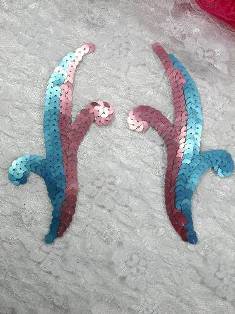 LC1431 Pink Blue Mirror Pair Sequin Appliques 5"