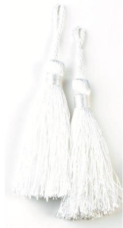 E5524  Set of Two White Tassels 3.75