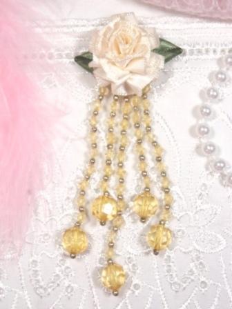 VD21  Ivory/Gold Floral Dangle Beaded Applique 4"