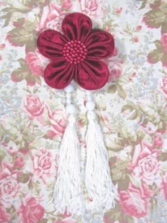 VD6  Burgundy Floral Dangle Beaded Tassel Applique 6"