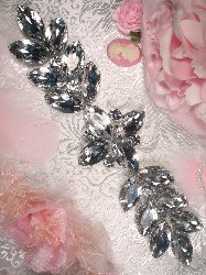 XR118 Zeda Silver Crystal Rhinestone Applique 9.75