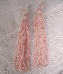 E1046 Set of 2 Pink Tassels 5.75"