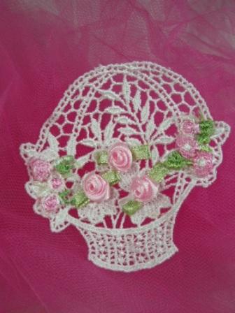 VG47   White Pink Basket Venise Lace Applique 3"