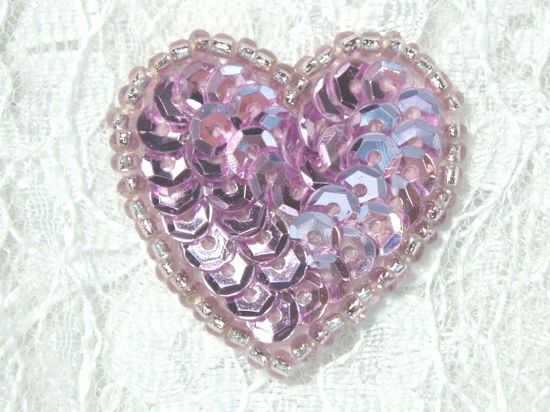0362  Mauve Rose Heart Beaded Sequin Applique 1 +