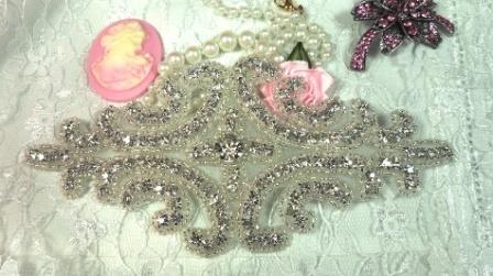 XR121  Crystal Beaded Rhinestone Applique 6