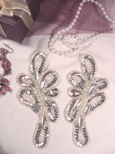 E3406 Silver Mirror Pair Sequin Beaded Appliques 5.25