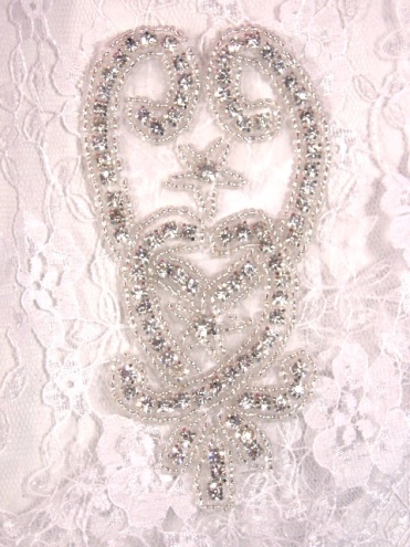 ACT/XR28/B Crystal Glass Silver Beaded Rhinestone Applique 4.75\