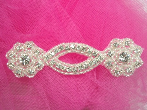 A0429D Silver Clear Rhinestone Beaded Floral Applique 4.25