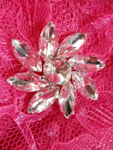 ACT/N75/C Rhinestone Applique Crystal w/ Silver Setting Embellishment Metal Back 1.25