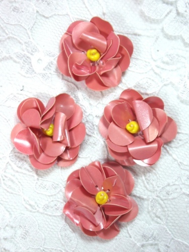 AE1590  Set of ( 4 ) Old Pink Floral Beaded Sequin Appliques 1