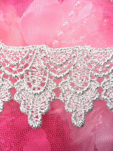 C159 Silver Metallic Shimmering Shells Victorian Venice Lace Trim  2\