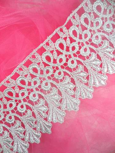 C184 Metallic Silver Venice Lace Sewing Trim 4\