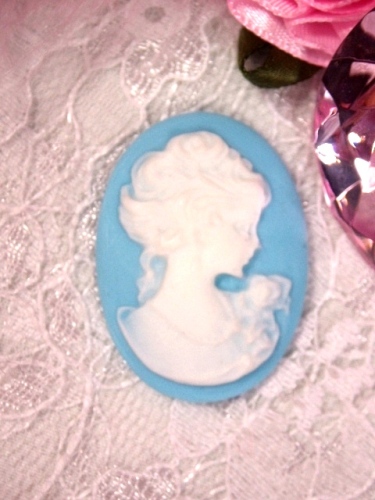 CB20  Lt. Blue  White Victorian Cameo Bead 1 7/8\