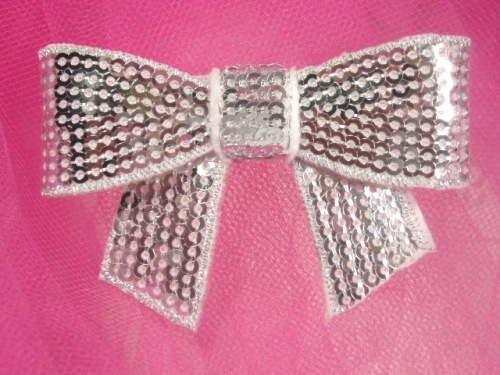 DE1 Dimensional Bow Iron On Silver Sequin Applique 2.5