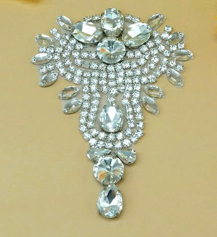 DH9 Designer Crystal Glass Rhinestone Silver Beaded Applique 4.75