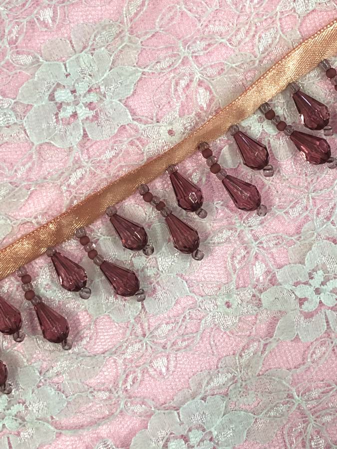E1670 Mauve Teardrop Beaded Fringe Sewing Trim 1
