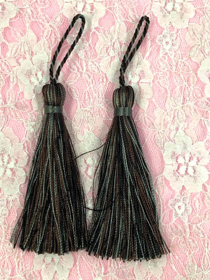 E5524  Set of Two Pewter Mix Tassels 3.75