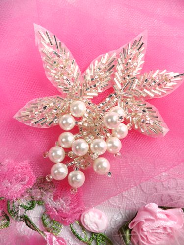 FS03  Silver Pearl Cluster Beaded Applique 3.5\
