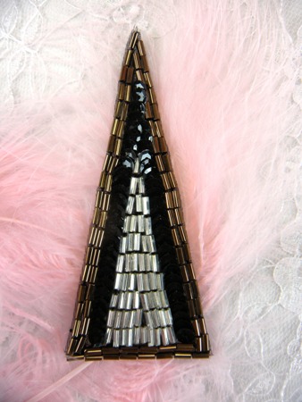 FS3307 Bronze Black Triangle Sequin Beaded Applique 3\