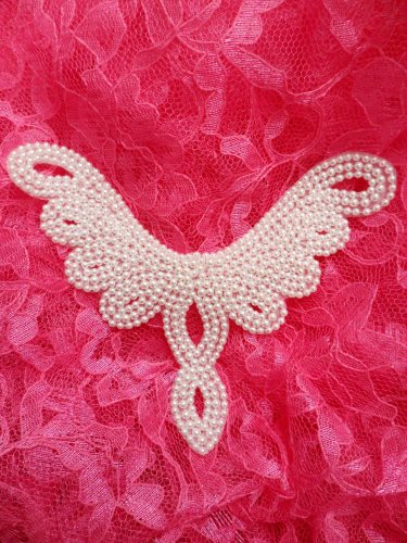 FS354 White Pearl Beaded Collar Applique 5.5\