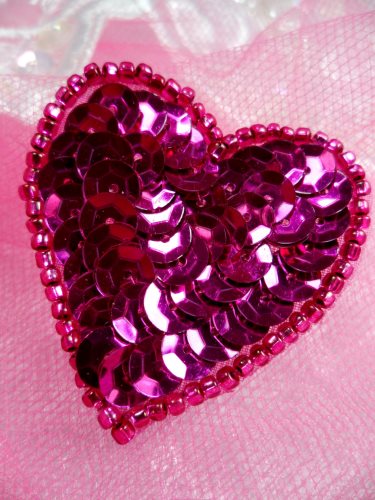 FS510 Fuschia Valentine Heart Sequin Beaded Applique 1.5\