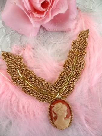 FS858 Gold Cameo Collar Neckline Beaded Applique 3.5