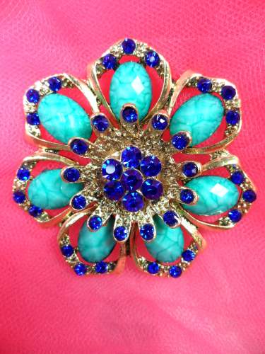 GB262 Blue Turquoise Glass Rhinestone Brooch Pin Gold 2.5