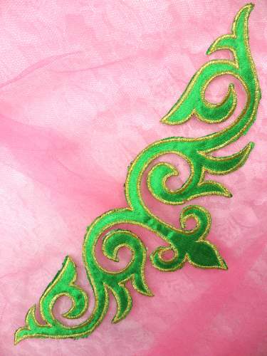 GB276 Green Gold Embroidered Applique Iron On Patch 9.5\