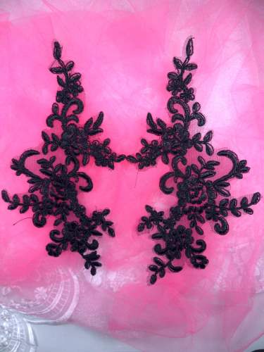 BL77 Black Floral Venise Lace Mirror Pair Appliques 10