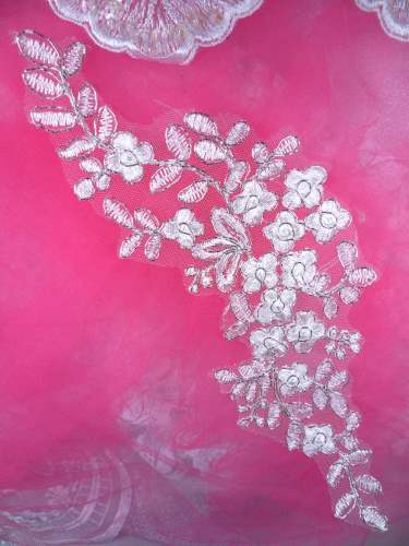 GB291 White Floral Venise Lace Metallic Silver Applique 11\