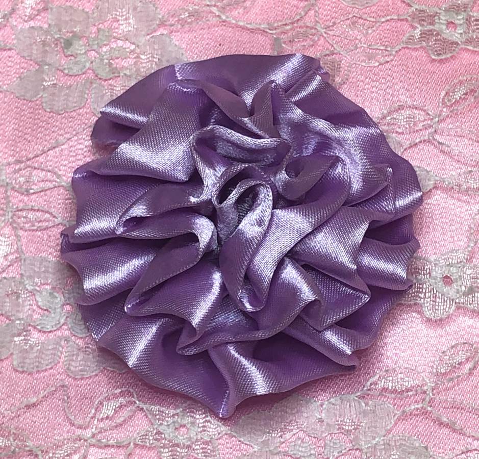 GB4 Fluffy Lavender Satin Floral Bow Applique 2.5